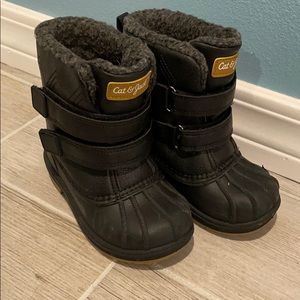 Cat & Jack snow boots child size 9